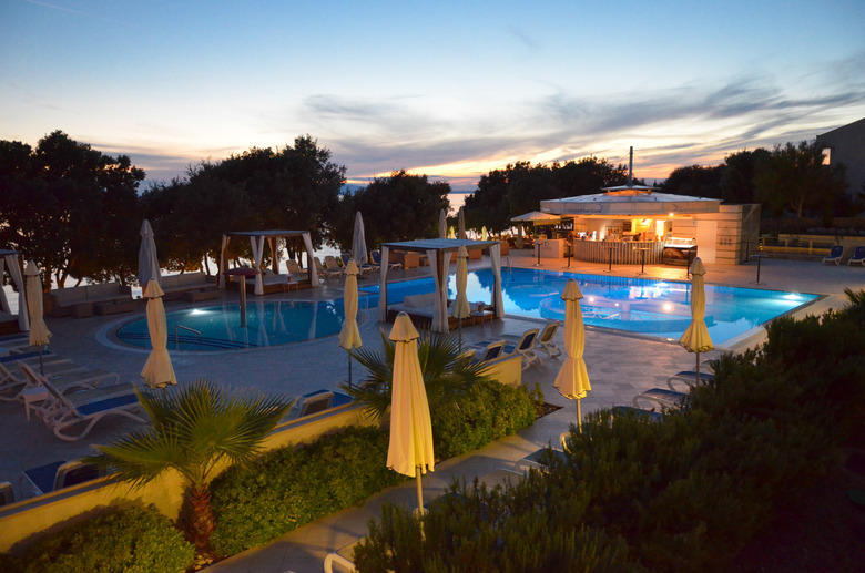 Luna Island Hotel