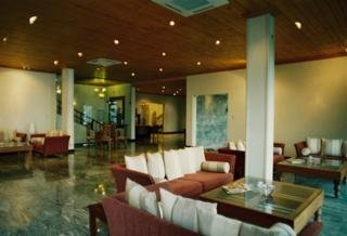 Hotel Randholee Resorts