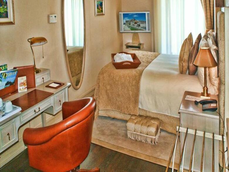 Hotel Excelsior