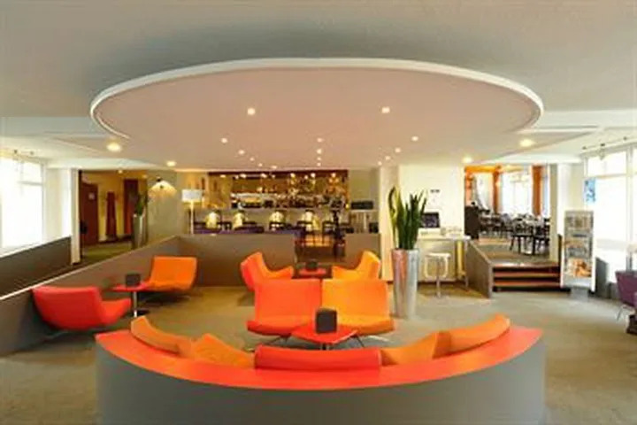 Hotel Novotel St Etienne A�roport