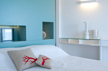 Hotel Torremaura(.)