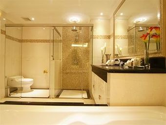 Hotel Miracle Suite