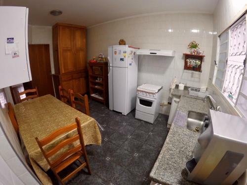 Confort�vel Casa De Madeira