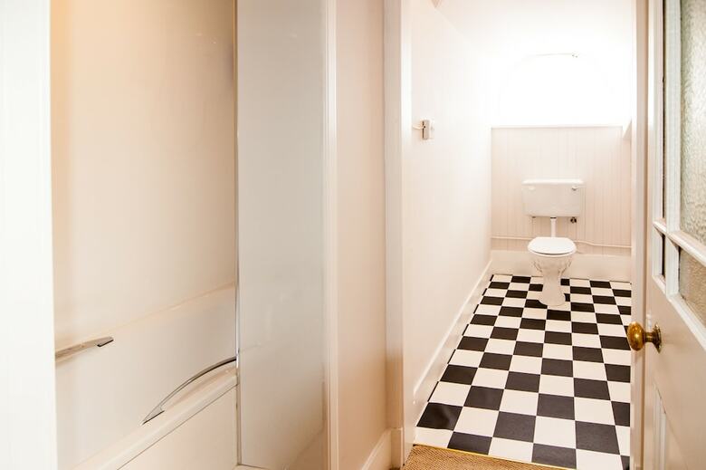 Hotel Invernairne Guest House