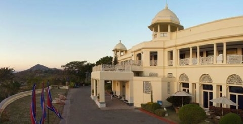Hotel The Lalit Traveller