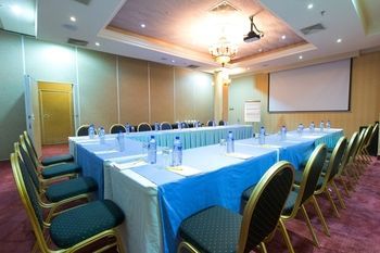 Hotel Victoria Crown Plaza