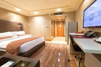 Hotel Victoria Crown Plaza