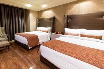 Hotel Victoria Crown Plaza