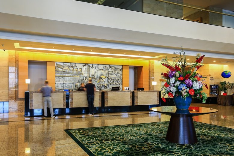 Hotel Holiday Inn