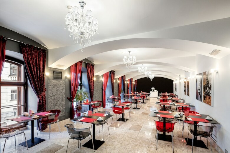 Hotel Barcel� Brno Palace