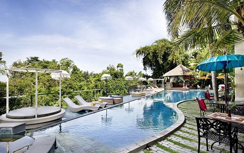 The Mansion Resort Hotel & Spa