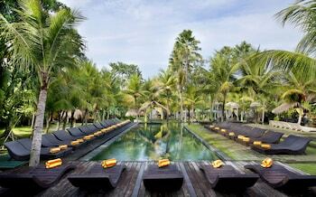 The Mansion Resort Hotel & Spa