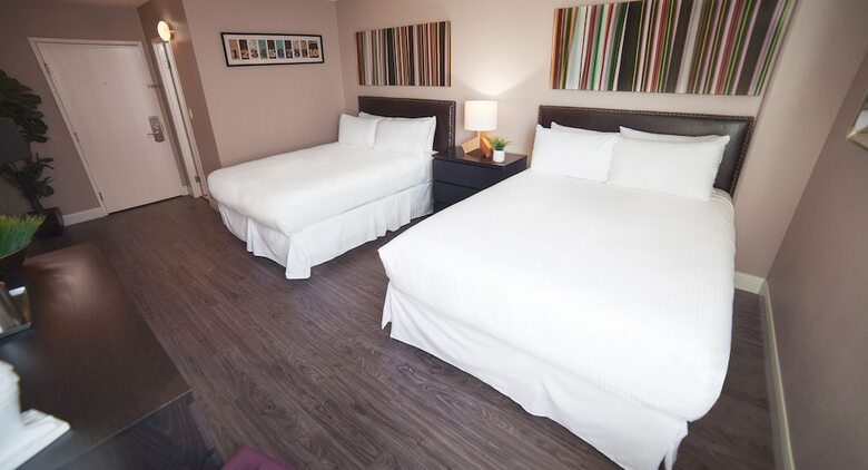 Hotel Oasis At Gold Spike