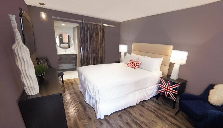 Hotel Oasis At Gold Spike