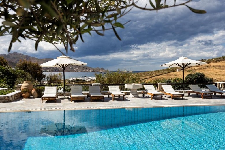 Hotel Galaxy Suites And Spa