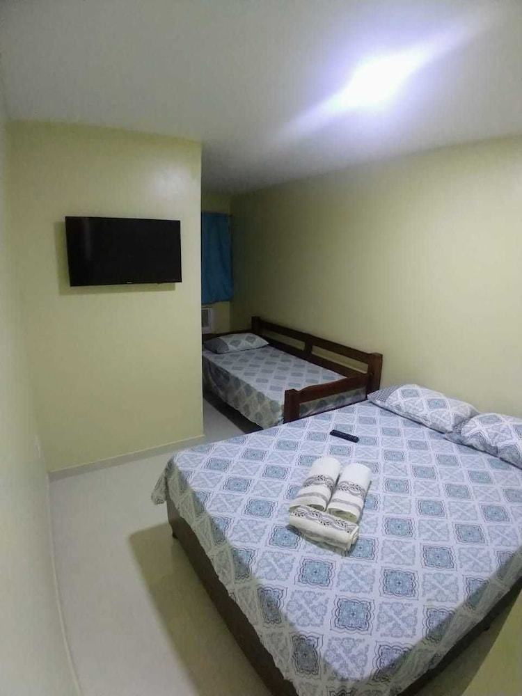 Hostal Brisa Do Farol Flats