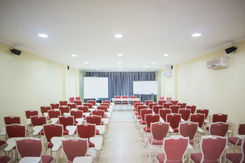 Hotel Equinocios Executive