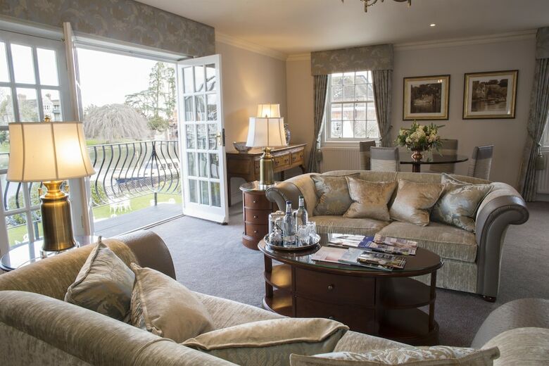 Hotel Macdonald Compleat Angler