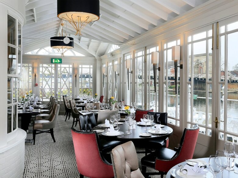 Hotel Macdonald Compleat Angler