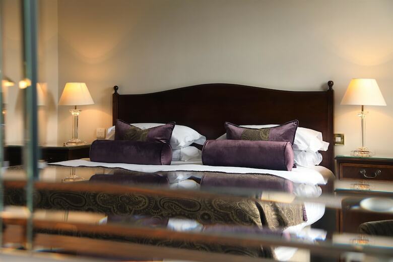 Hotel Macdonald Compleat Angler