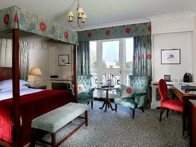 Hotel Macdonald Compleat Angler