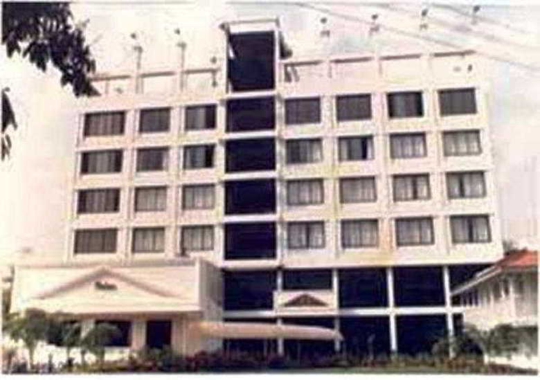 Hotel Quality Inn Regency Nasik
