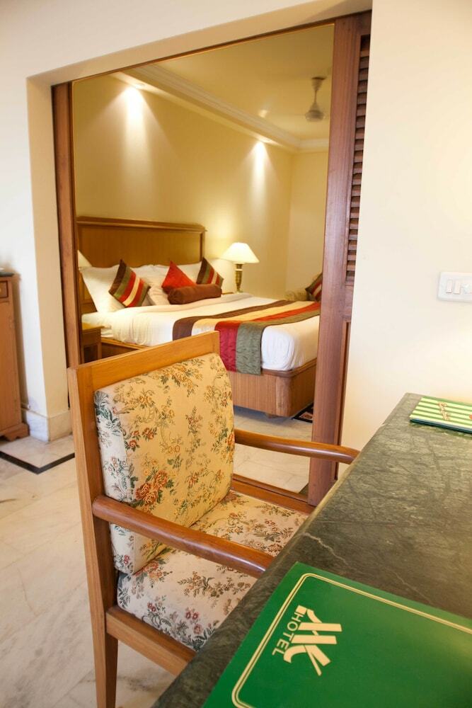 M.k. Hotel