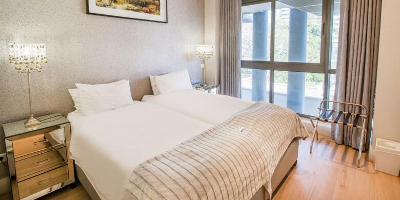 Hotel Waterfront Village