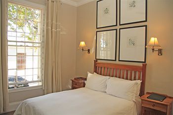 Hotel De Waterkant House