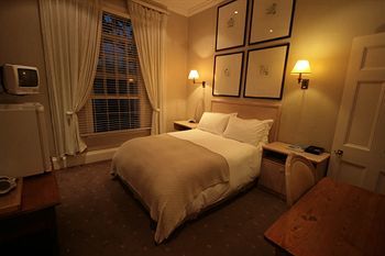Hotel De Waterkant House