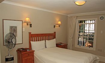 Hotel De Waterkant House