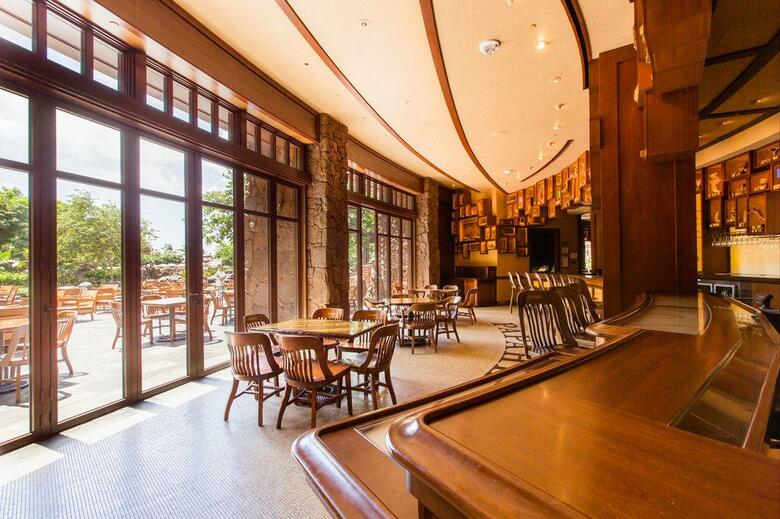 Aulani, A Disney Hotel & Resort