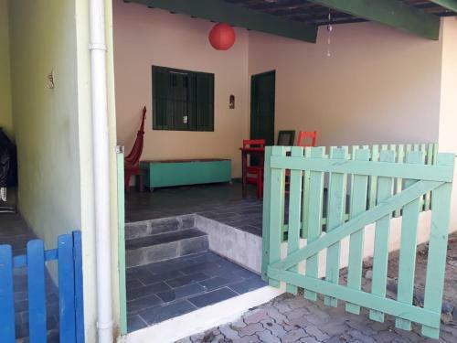 Casa Da Alegria Cond. Fechado