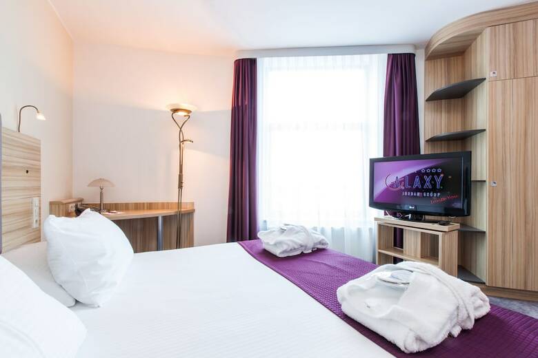 Hotel Galaxy