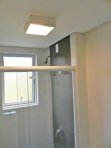 Apartamento 1 Suite + 2 Demi-su�tes Com Banheira Na Varanda