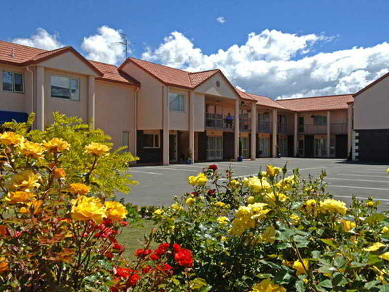 Hotel Antonio's Motor Lodge