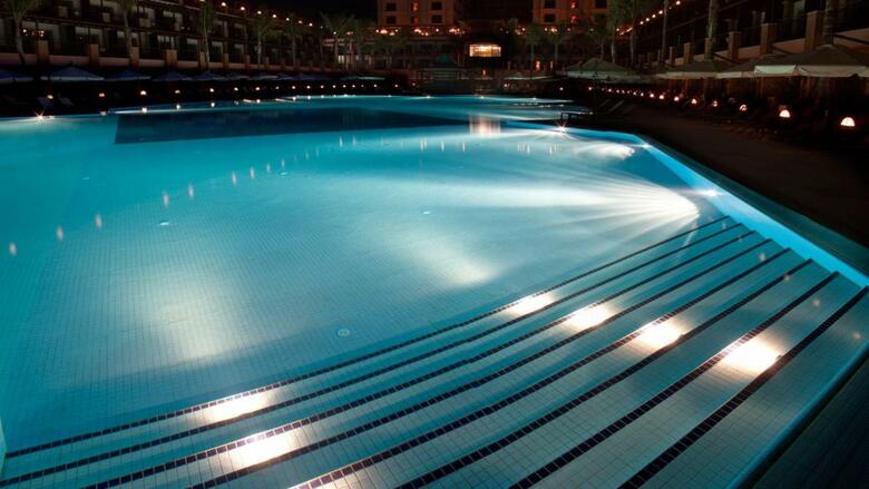 Hotel Cratos Premium