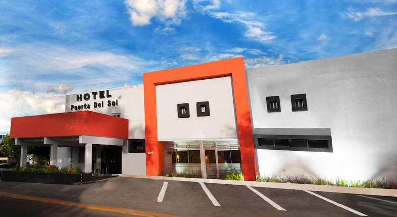 Hotel Puerta Del Sol