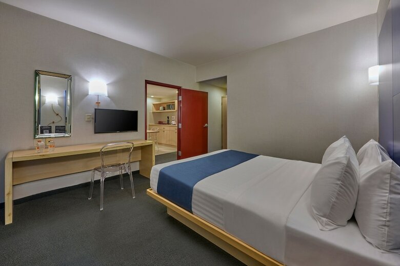 Hotel City Express Plus Reforma El Angel