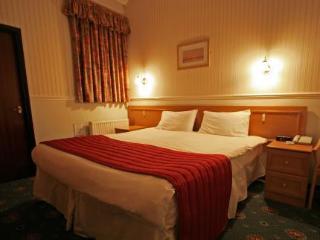 Grange Moor Hotel