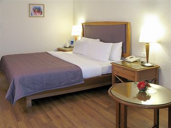 Central Park Hotel