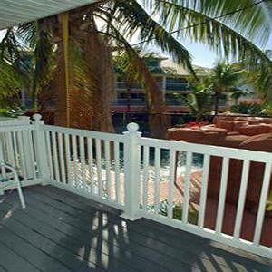 Hotel Lighthouse Resort Inn & Suites