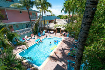 Hotel Lighthouse Resort Inn & Suites