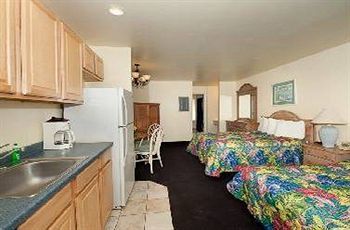 Hotel Lighthouse Resort Inn & Suites