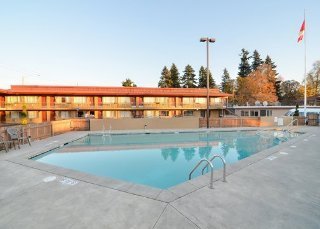 Hotel Rodeway Inn At Portland Airport