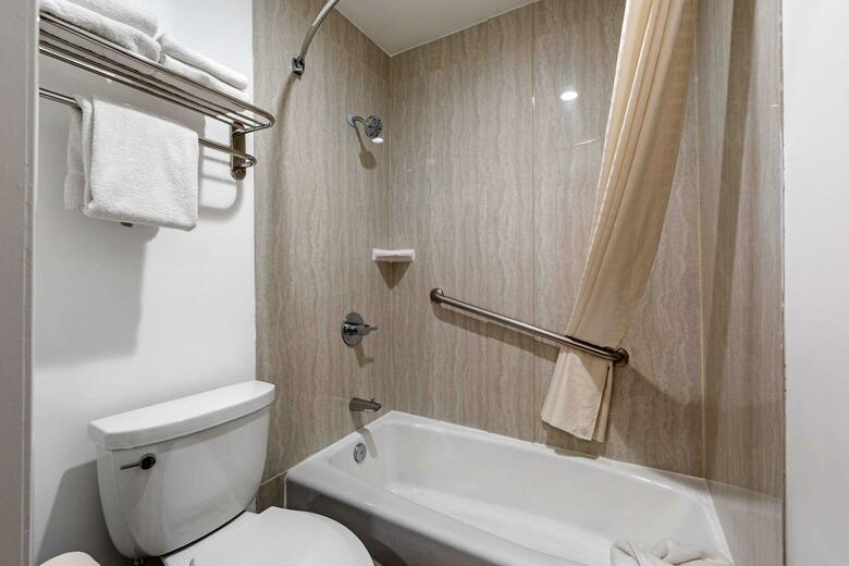 Hotel Econo Lodge Near Home Depot Center