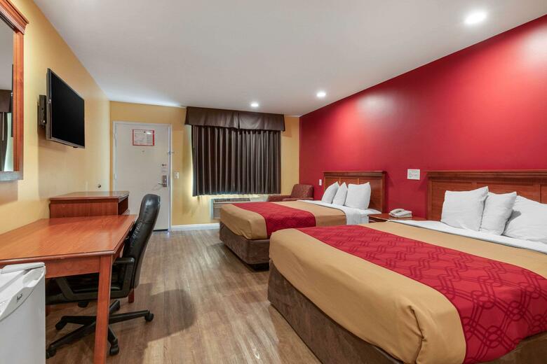 Hotel Econo Lodge Near Home Depot Center