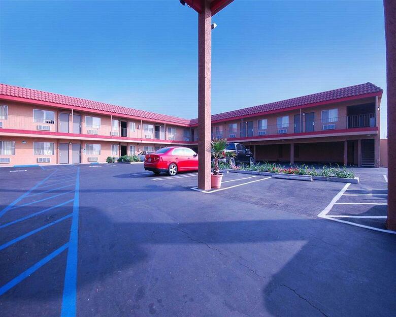 Hotel Econo Lodge Near Home Depot Center