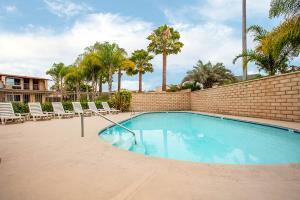 Hotel Rodeway Inn Near Legoland