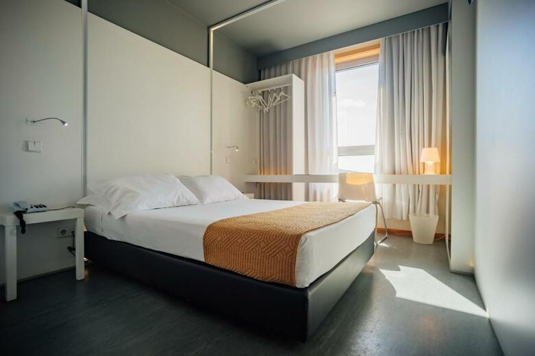 Hotel Basic Braga By Axis